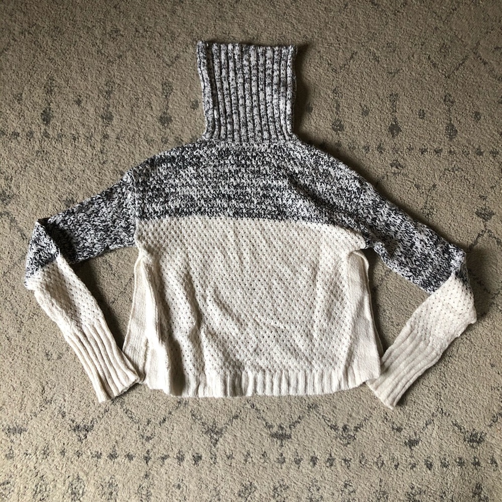 Calvin Klein Jeans Chunky Turtleneck - Ivory/Black - Picture 3 of 6